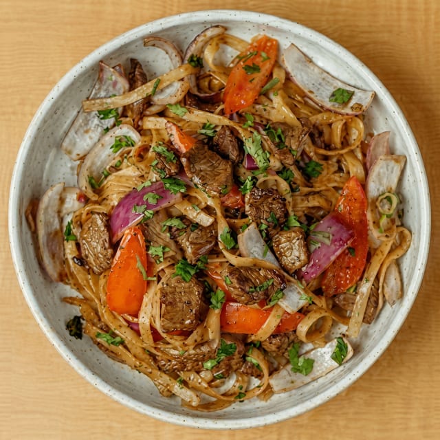 Tallarin Saltado.