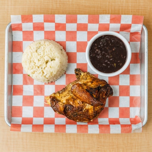 1/4 White Charcoal Grilled Chicken with 2 Sides.