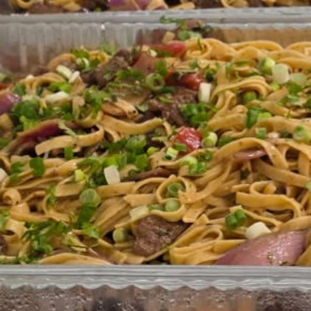 Tallarin Saltado.